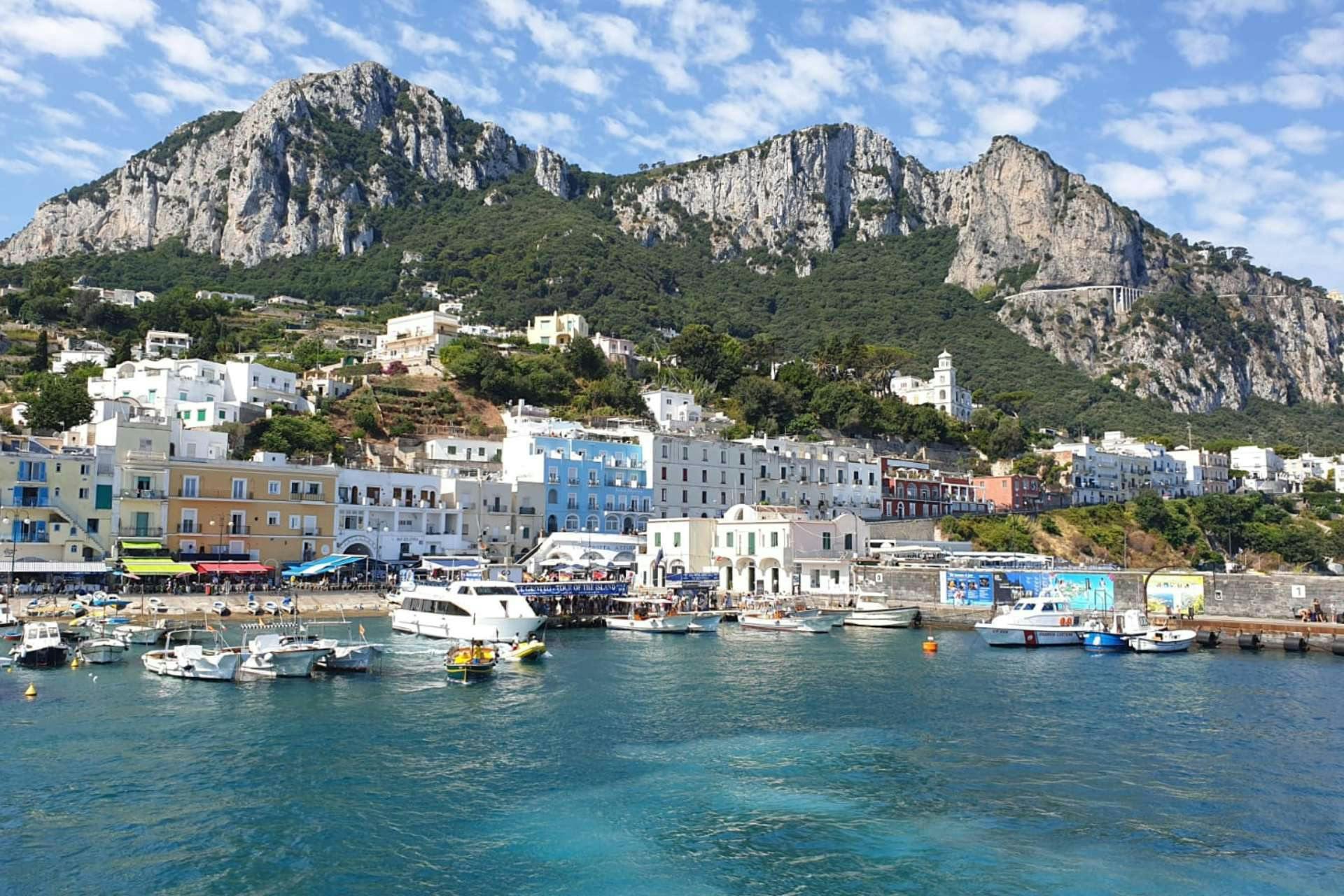 Capri boat tour from Naples with tour of the island 